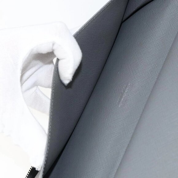 PRADA Round Wallet Safiano leather Black 2ML220 Auth 148677 - Picture 12 of 16